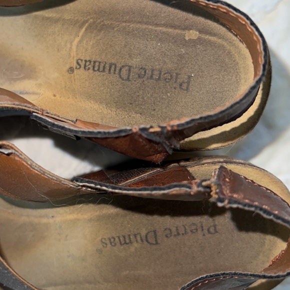 High Heels - Picture 3 of 4